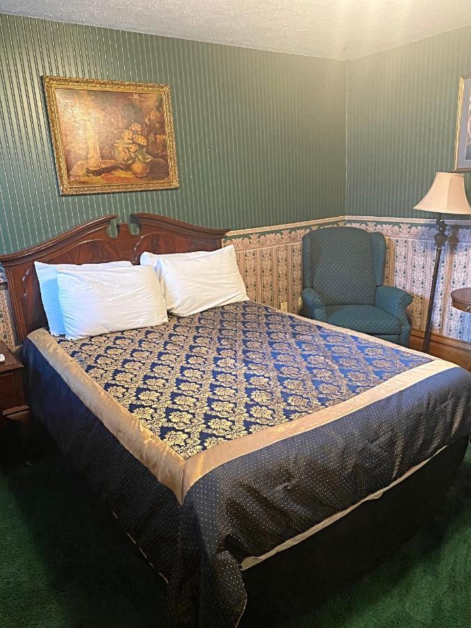 Hotel Gunter Frostburg Экстерьер фото