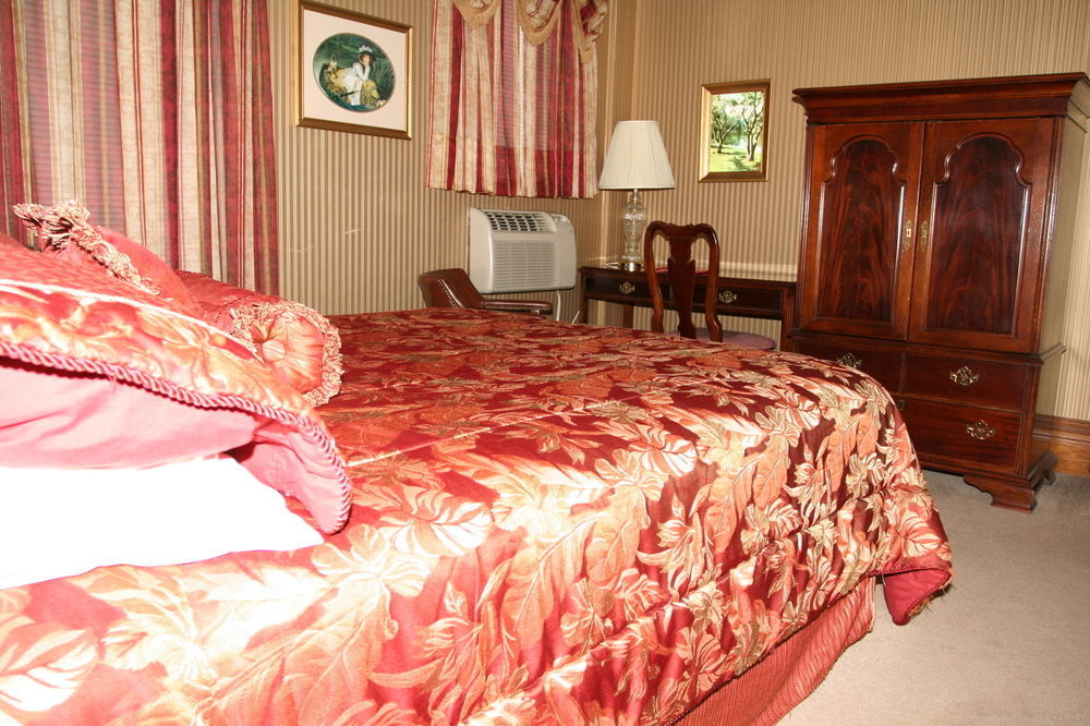 Hotel Gunter Frostburg Экстерьер фото
